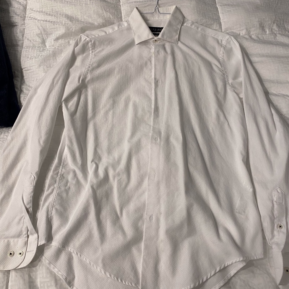MENS ZARA SLIM FIT BUTTON DOWN SIZE LARGE